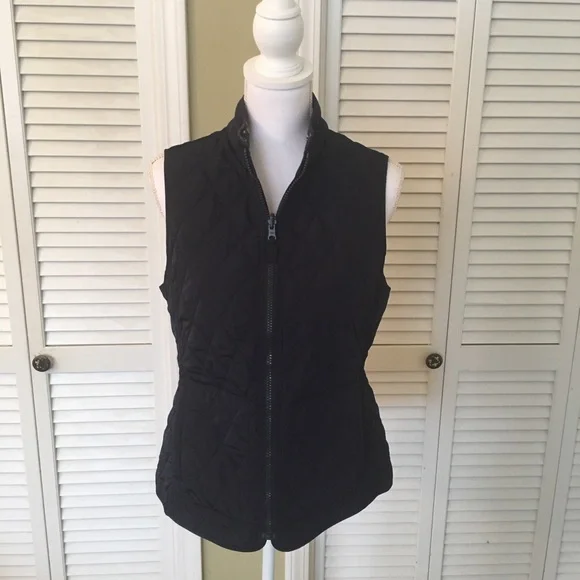 Talbots Reversible Navy and Floral Lightweight Quilted Vest Size S - Picture 3 of 8